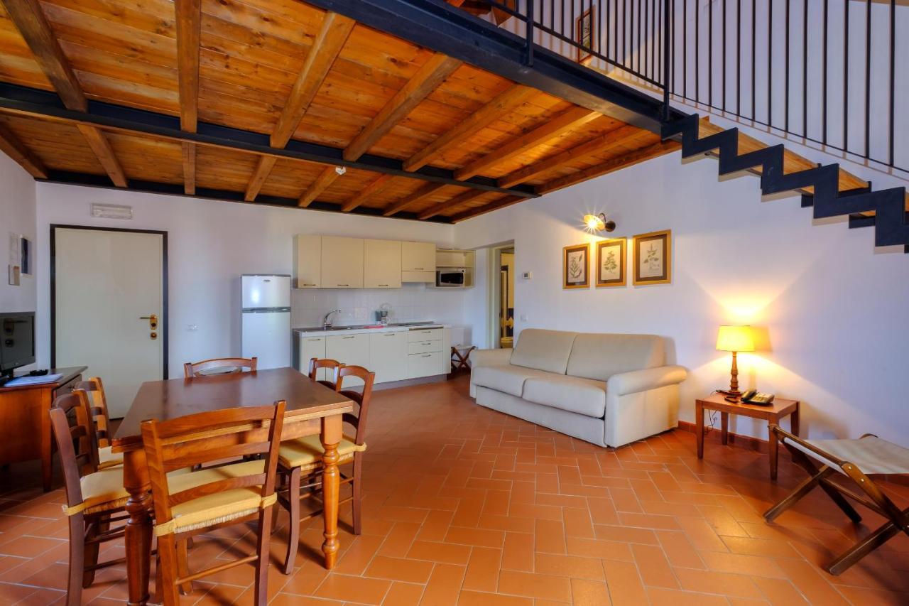 Poggio all'Agnello Sport&Active Holidays Populonia Esterno foto