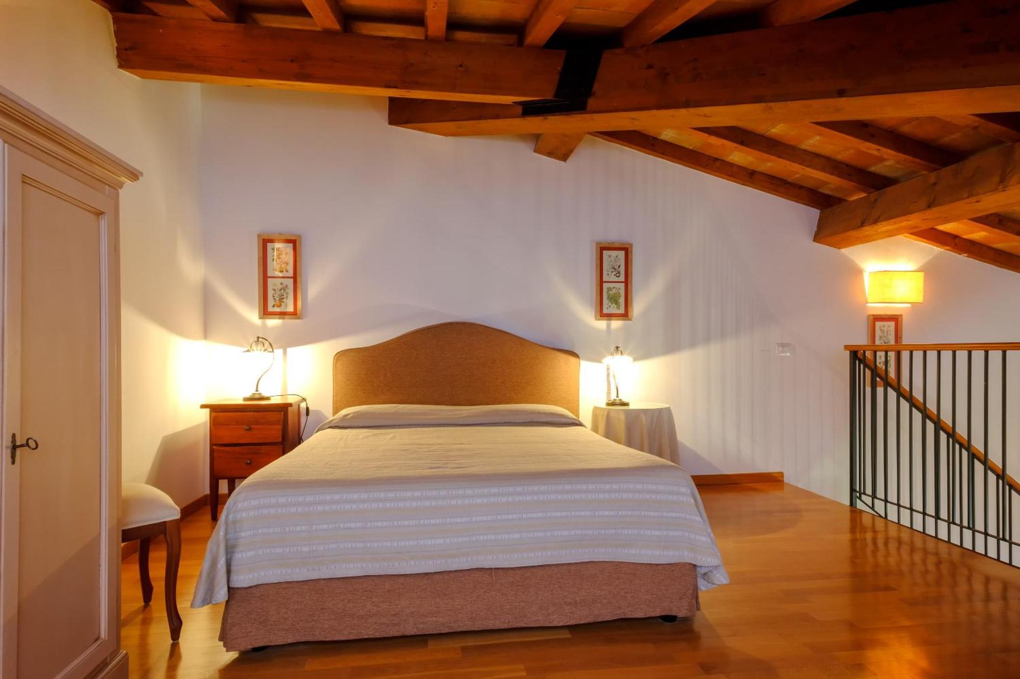 Poggio all'Agnello Sport&Active Holidays Populonia Esterno foto