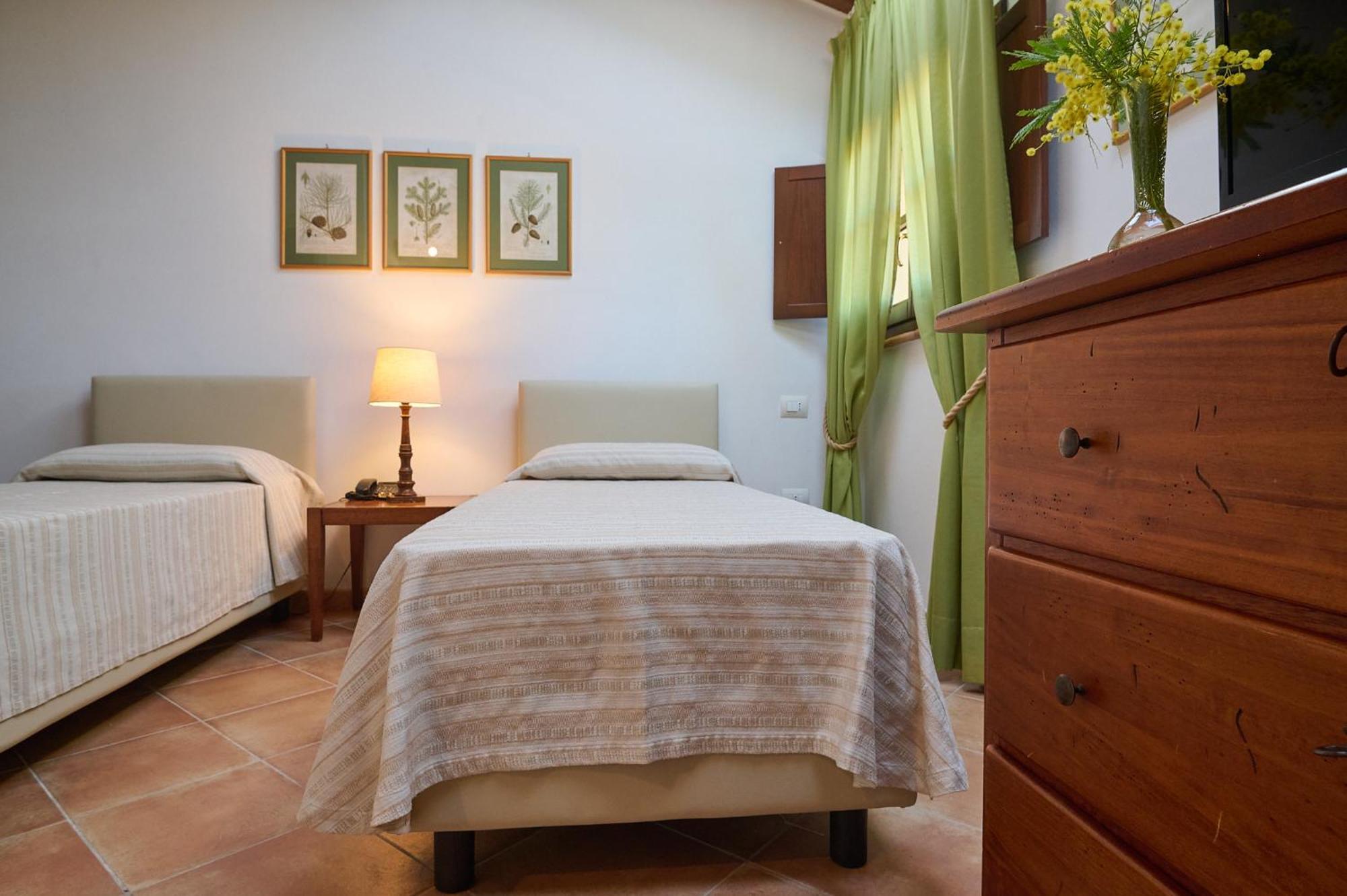 Poggio all'Agnello Sport&Active Holidays Populonia Esterno foto
