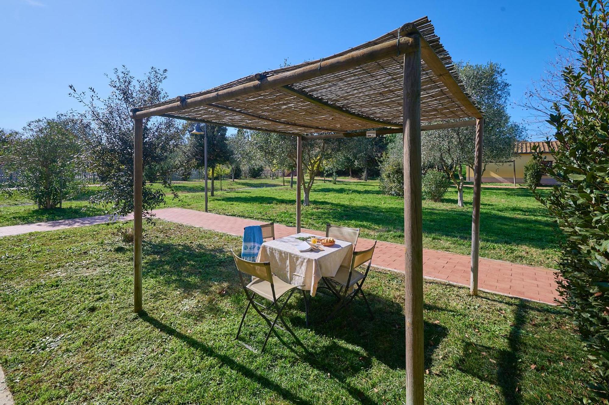 Poggio all'Agnello Sport&Active Holidays Populonia Esterno foto